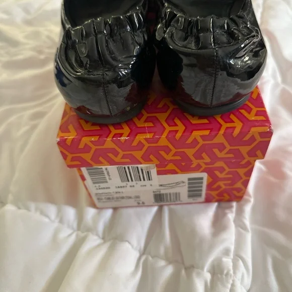Tory Burch Black patent Leather REVA BALLET Slip-on Everyday Biz-Casual FLATS - Picture 4 of 8